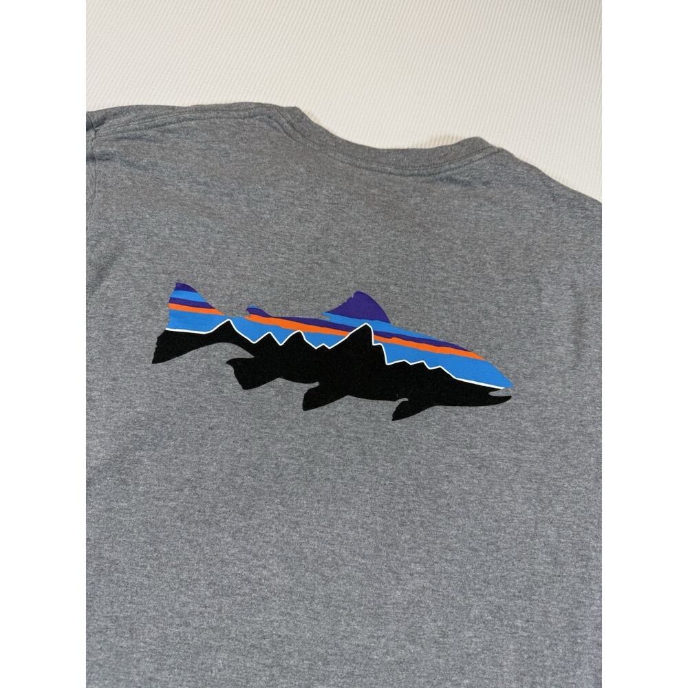Patagonia Organic Cotton Long Sleeve Shirt Mens M Gray Trout Graphic Tee